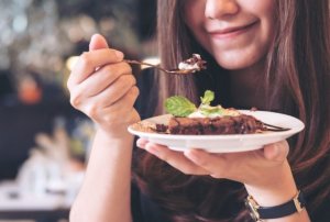 4 receitas de brownie funcional para comer sem culpa