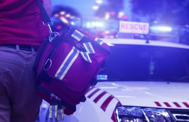 Como deve ser e o que você deve colocar em uma mochila de emergência