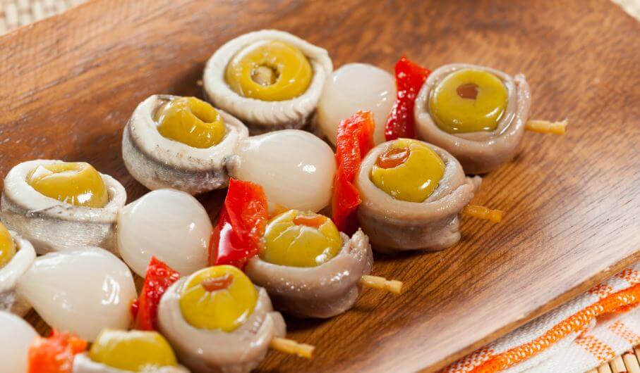 As banderillas são o aperitivo mais fácil de fazer.