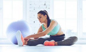 Descubra a importância do alongamento na prática exercícios