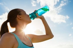 A importância da hidratação ao praticar esportes