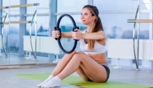 Aprenda a usar corretamente o anel de pilates ou magic circle
