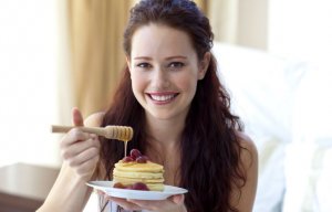 Pratos doces com frutas e verduras