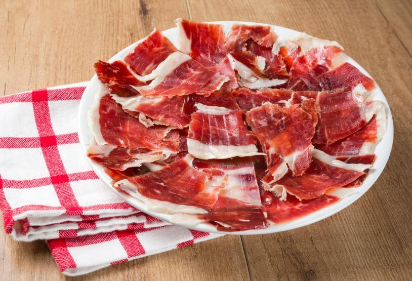 Prato de presunto serrano