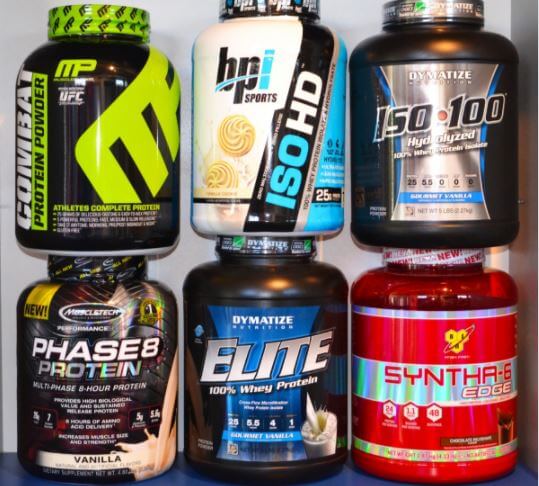 Vários potes de suplemento