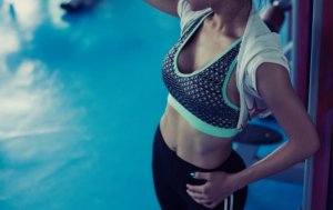 Treino de 20 minutos para abdominais e glúteos