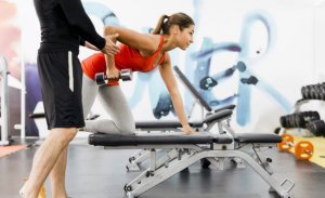 A velocidade nos exercícios de força