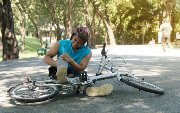 espasmo na coxa após andar de bicicleta