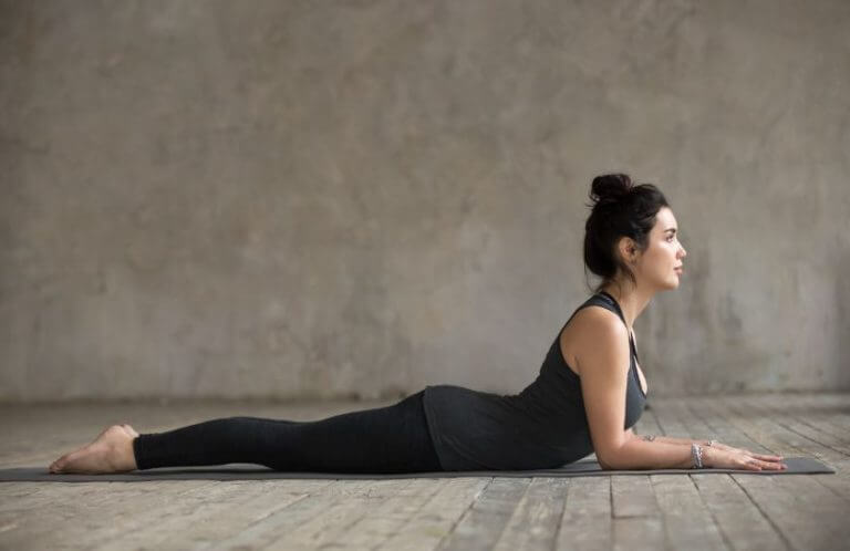 Salamba bhujangasana
