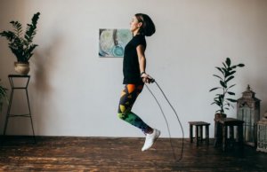 Pule corda na sua casa e emagreça!