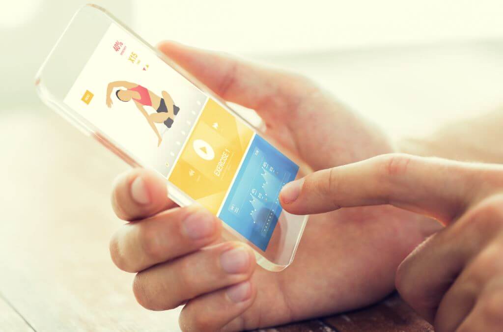 Celular com aplicativo fitness