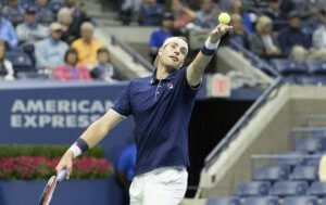 O saque no tênis: tipos e como melhorá-lo