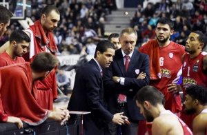 Como atacar uma defesa por zona no basquete