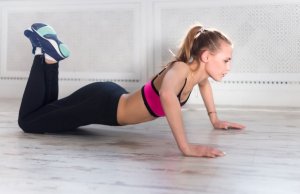Treine CrossFit em casa em 20 minutos