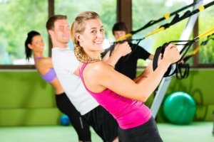 Treinos básicos com os exercícios suspensos