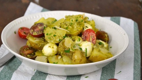 Batatas ao pesto com frango