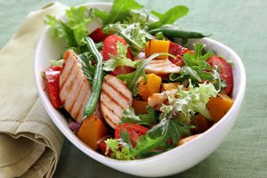 3 receitas de saladas originais para sua dieta