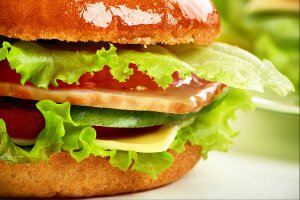 O que acontece se pratico atividade física mas não me alimento bem?