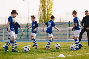 Como administrar um time de futebol de base?