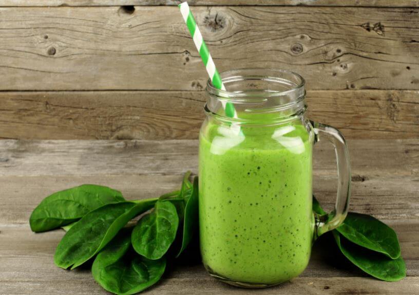Uma receita de suco verde rápida e saudável