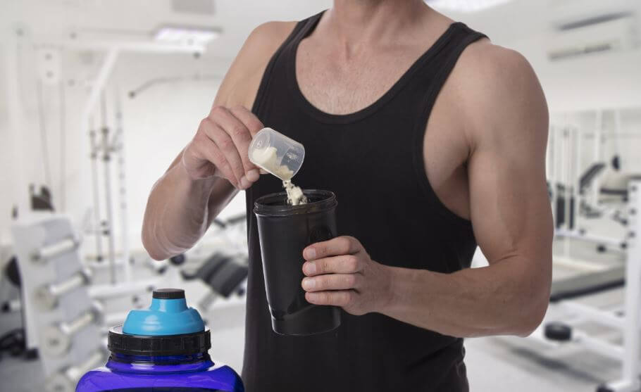 Tomar creatina antes ou depois de treinar?
