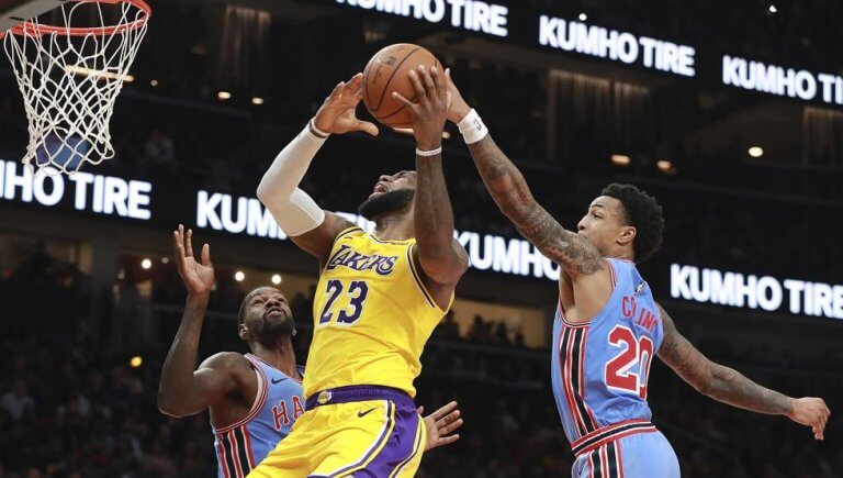 Um jogador de basquete moderno