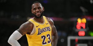 Lebron James: um jogador de basquete moderno