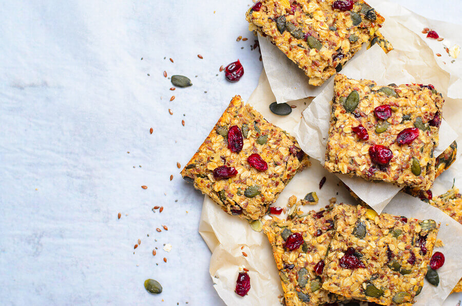 Granola com canela e sementes de chia
