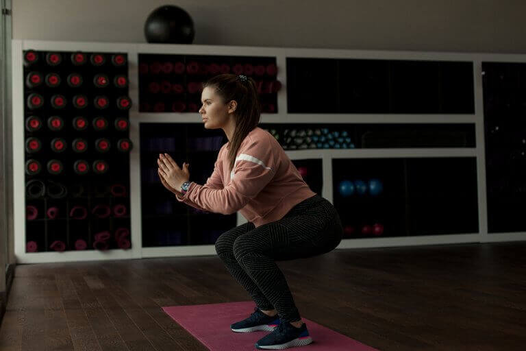 exercícios com o peso corporal