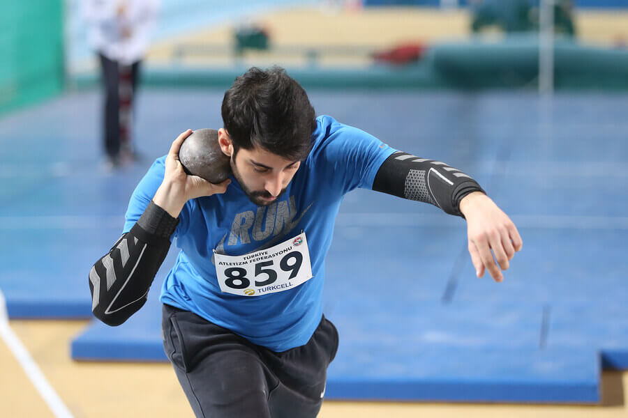 Arremesso de peso: esportes com uso da força