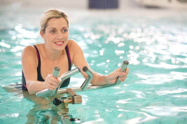 Ciclismo aquático com a hidrobike