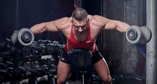 Elevações laterais com o tronco inclinado