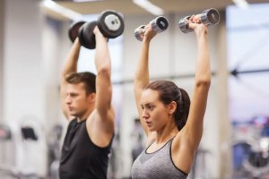 Exercícios com pesos para os ombros