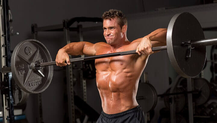 Remada alta: um exercício básico para fortalecer o trapézio e os deltoides