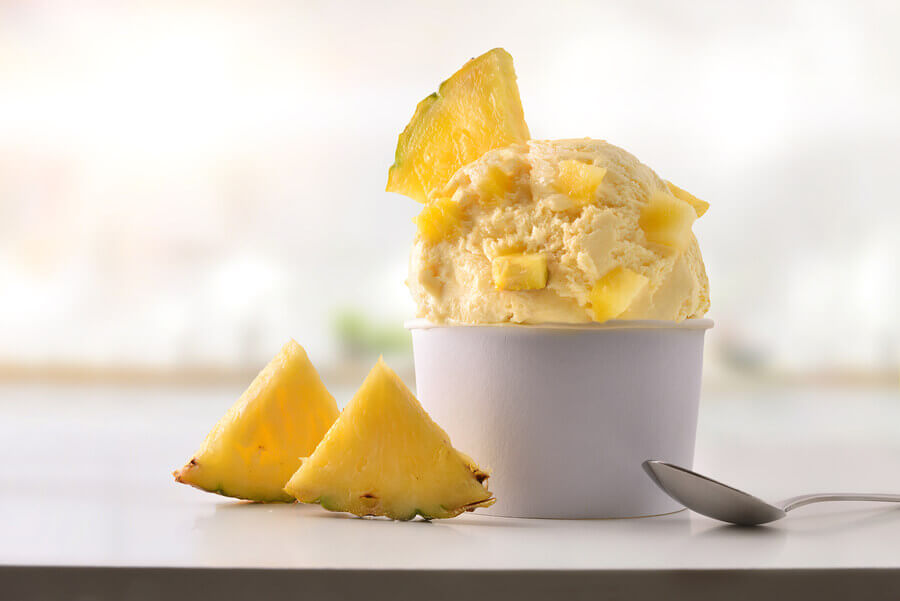 Sorvete de abacaxi