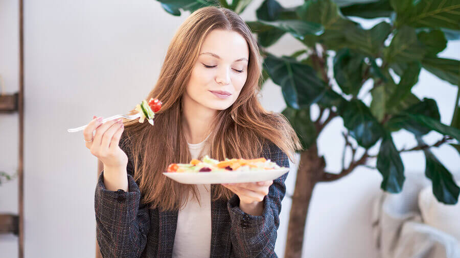 Comer devagar faz você perder peso