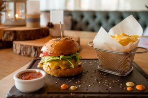 Uma dieta rica em gorduras pode alterar a microbiota intestinal