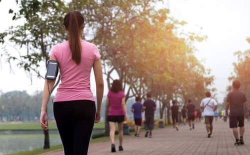 5 dicas para caminhar e perder peso