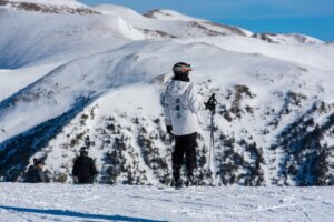 Os melhores destinos para praticar esportes de inverno
