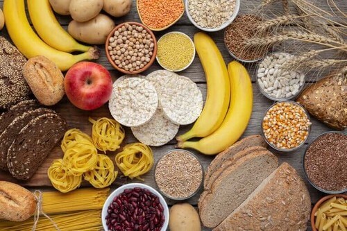 Por que é importante consumir carboidratos?