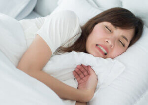 6 exercícios para o bruxismo